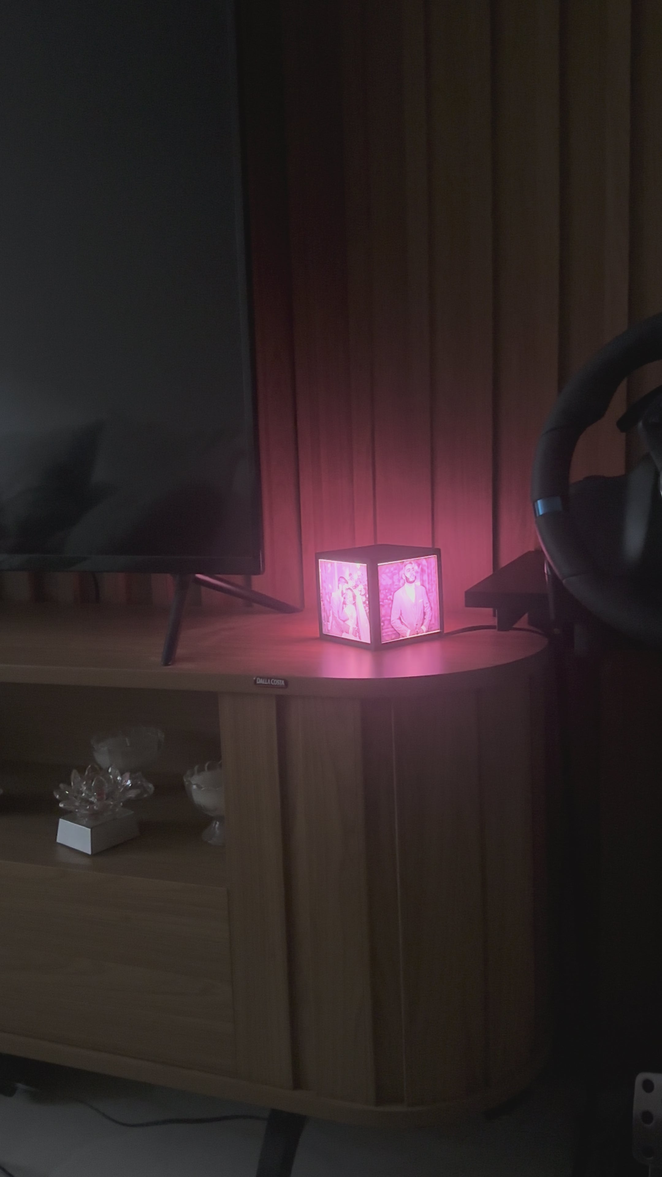 Luminária Personalizada com 4 Fotos Suas