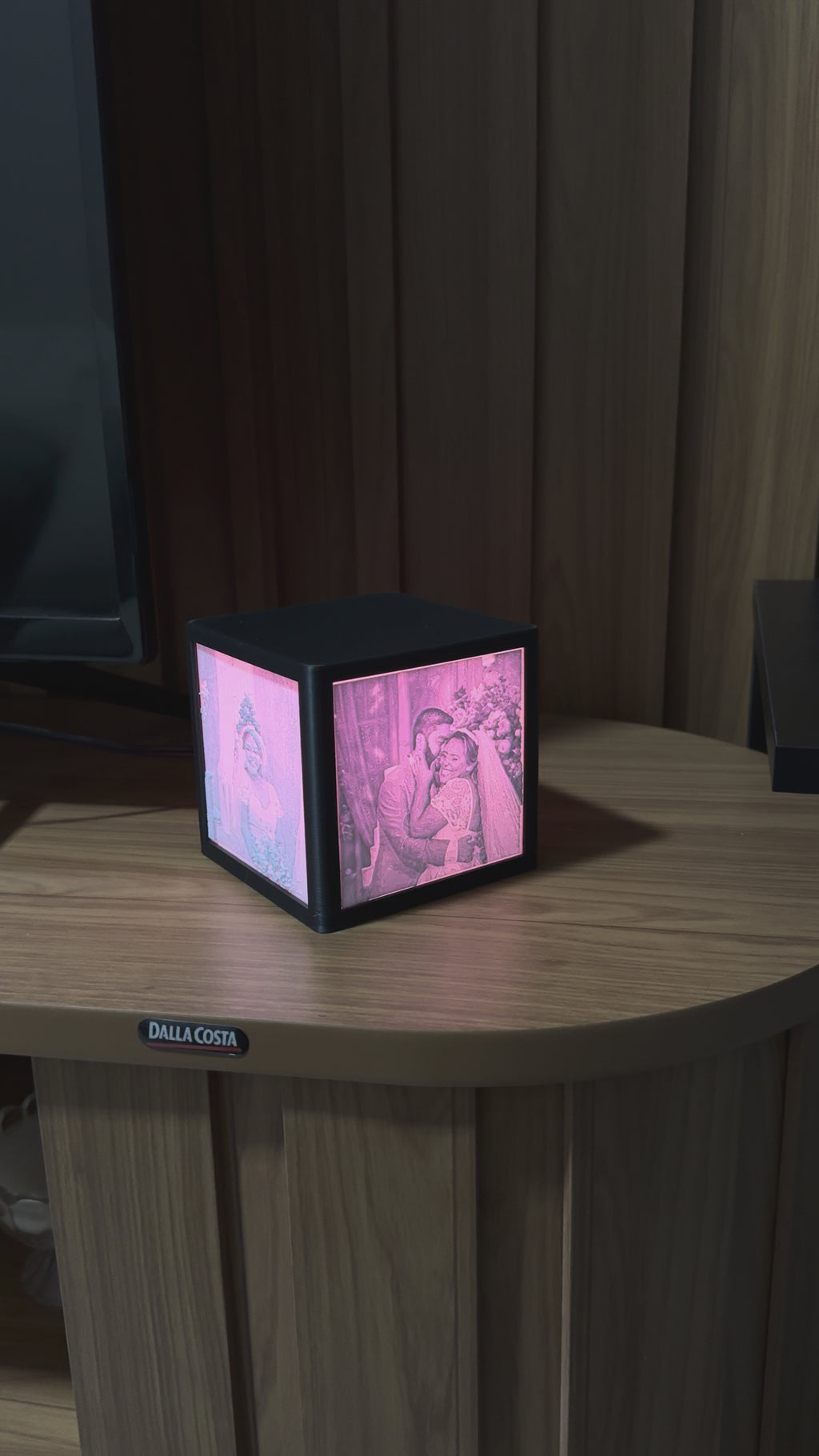 Luminária Personalizada com 4 Fotos Suas